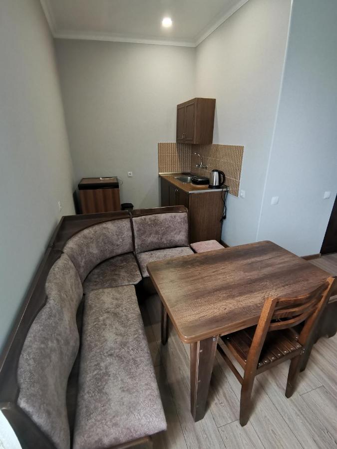 Guest House Eden Тбилиси Экстерьер фото