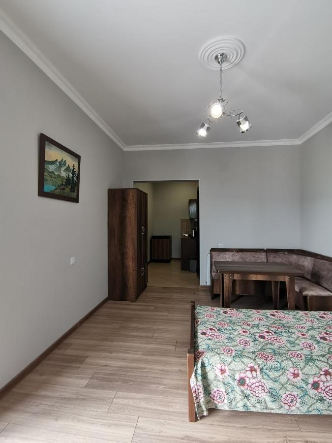 Guest House Eden Тбилиси Экстерьер фото