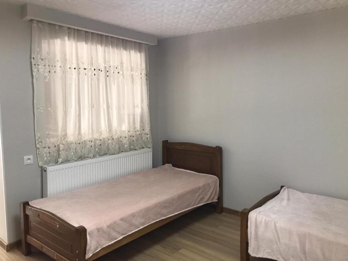 Guest House Eden Тбилиси Экстерьер фото